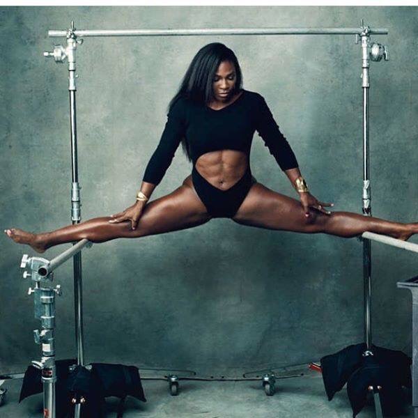 Serena Williams double legs